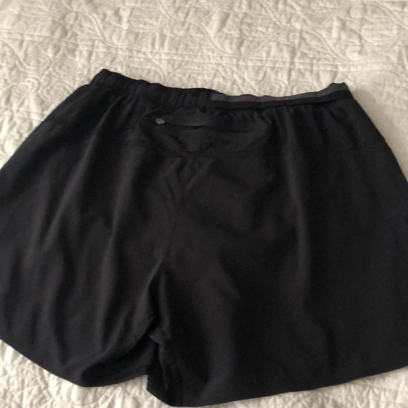 Lululemon men’s short size XL - Picture 3 of 8